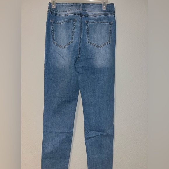 Celebrity Sculpting Stretch Skinny - Brand New - Picture 4 of 6